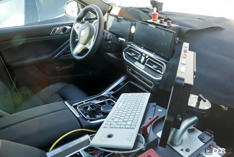 「デュアル湾曲ディスプレイを確認！　BMW X6改良型、室内も大刷新へ」の1枚目の画像