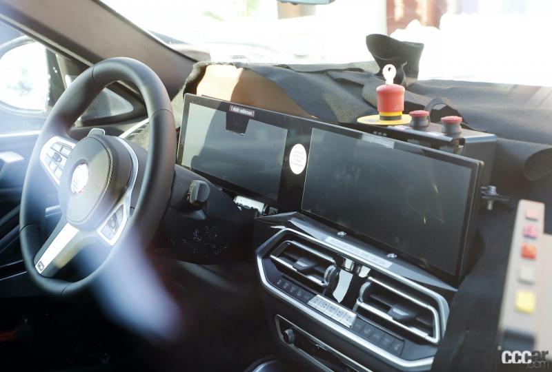 「デュアル湾曲ディスプレイを確認！　BMW X6改良型、室内も大刷新へ」の2枚目の画像