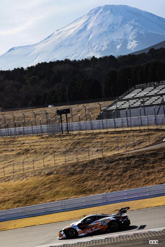 「元F1レーサー・井出有治のスーパー耐久レース2021は「マクラーレン720S GT3」！強烈なダウンフォースが気持ちイイ!!」の5枚目の画像