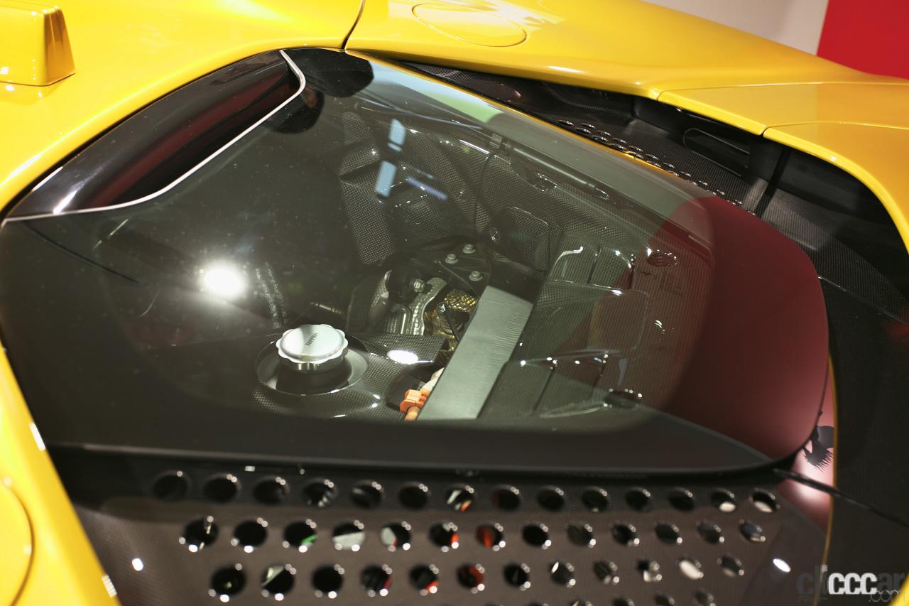 「1000馬力のフェラーリ・SF90スパイダー上陸！780馬力エンジン＋ハイブリッドシステムを搭載し、税込価格は5856万円から」の9枚目の画像
