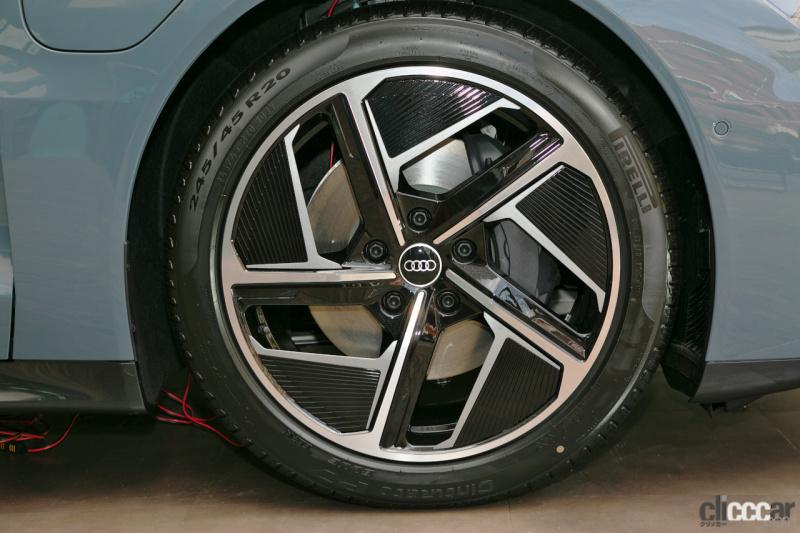 「ブランドの新しいアイコンとなるEVのアウディe-tron GTは今秋に導入予定。車両本体価格1399万円から【アウディ e-tron GT発表・新車】」の4枚目の画像