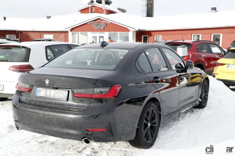 「BMW 3シリーズが大幅改良へ！　車内には巨大湾曲ディスプレイ搭載か!?」の8枚目の画像