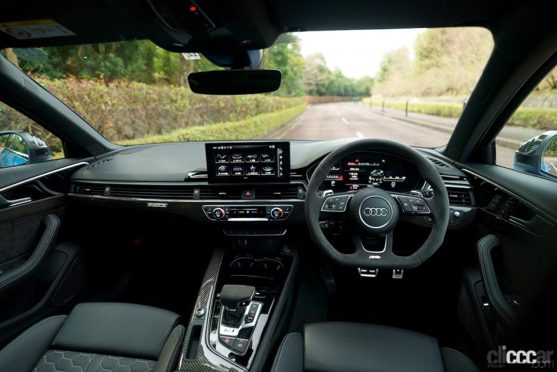 「0-100km/h加速を4.1秒でクリアする俊足ワゴンのアウディ RS 4 アバントは、快適な乗り味も魅力!!」の7枚目の画像