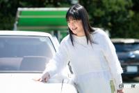 「「ポニーテールはふり向かない」女優・伊藤かずえは新しい車にもふり向かない！30年乗り続けた日産シーマのお気に入りはあの小さなワイパー!!」の14枚目の画像ギャラリーへのリンク