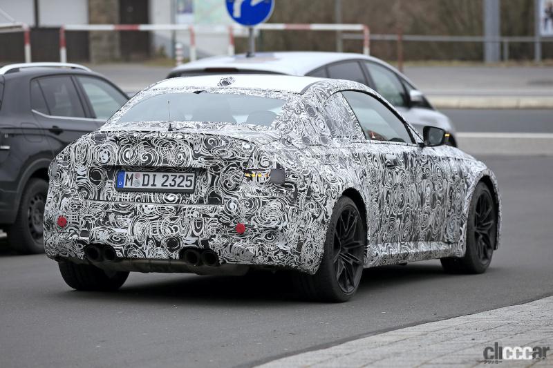「いよいよニュルで最終仕上げへ！　BMWの高性能2ドア・新型「M2」をキャッチ」の11枚目の画像
