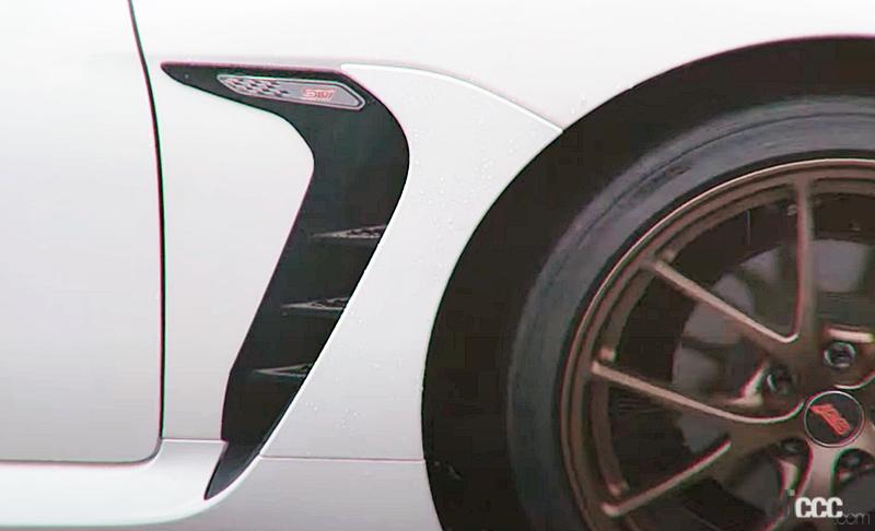 「新型スバル BRZのSTIパーツ装着車が公開！　スワンネック・リヤスポイラーを採用」の10枚目の画像