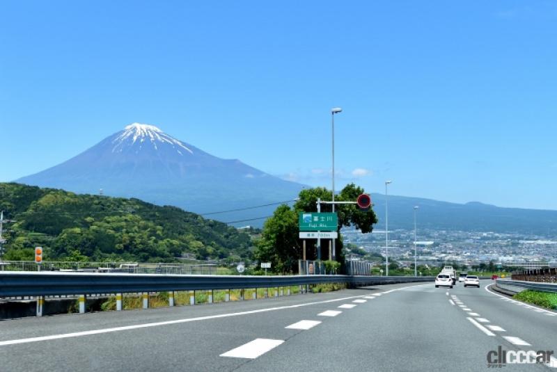 「東名高速が開通。走るシーラカンスと称された三菱の最高級車デボネア発表！【今日は何の日？5月26日】」の6枚目の画像