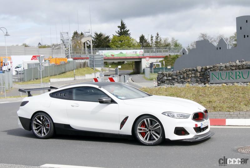 「正体は初のスーパーカー!?　BMW M8ベースの開発車両をキャッチ」の6枚目の画像