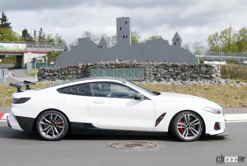 「正体は初のスーパーカー!?　BMW M8ベースの開発車両をキャッチ」の8枚目の画像