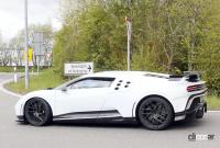 10億円のブガッティ新型ハイパーカー「チェントディエチ」、プロト第1号が市街地で走行テスト - Bugatti Centodieci 10