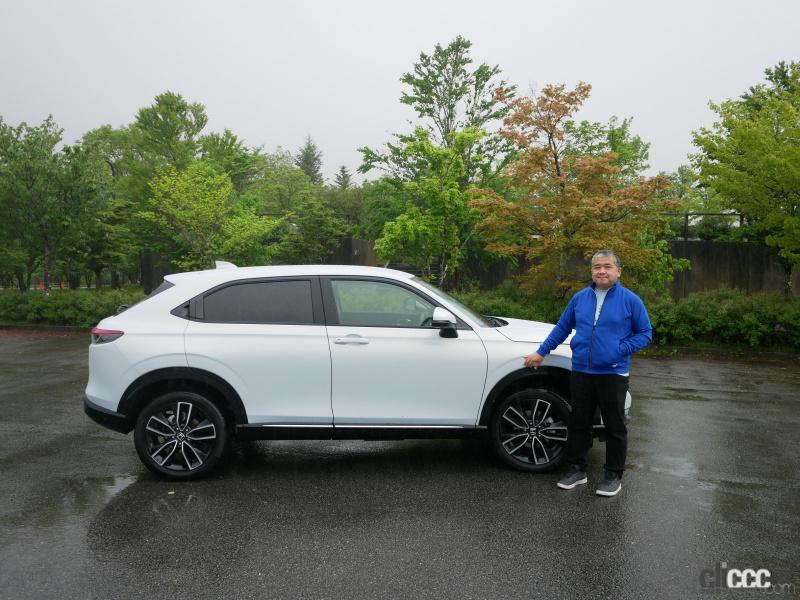 ホンダ ヴェゼルのライバルはスバル レヴォーグ説をとなえたい 週刊クルマのミライ Clicccar Com ホンダ ヴェゼルのライバルはスバル レヴォーグ説をとなえたい 週刊クルマのミライ Clicccar Com