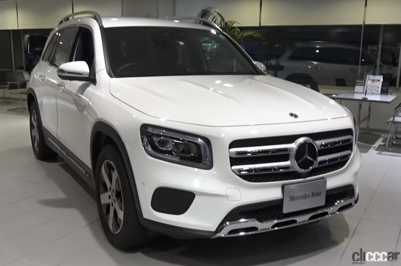 藤田ニコルさんが約700万円で買ったメルセデスベンツ Glb ってどんなクルマ Clicccar Com