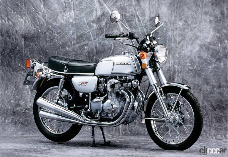 「オリラジ・藤森さんが乗っているホンダの「ヨンフォア」ってどんなバイク!?」の10枚目の画像