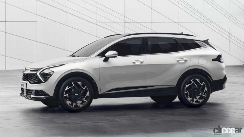 「満を持して世界初公開。起亜のクロスオーバーSUV「スポーテージ」はアウトランダー風デイタイムランニングライトを装備」の6枚目の画像