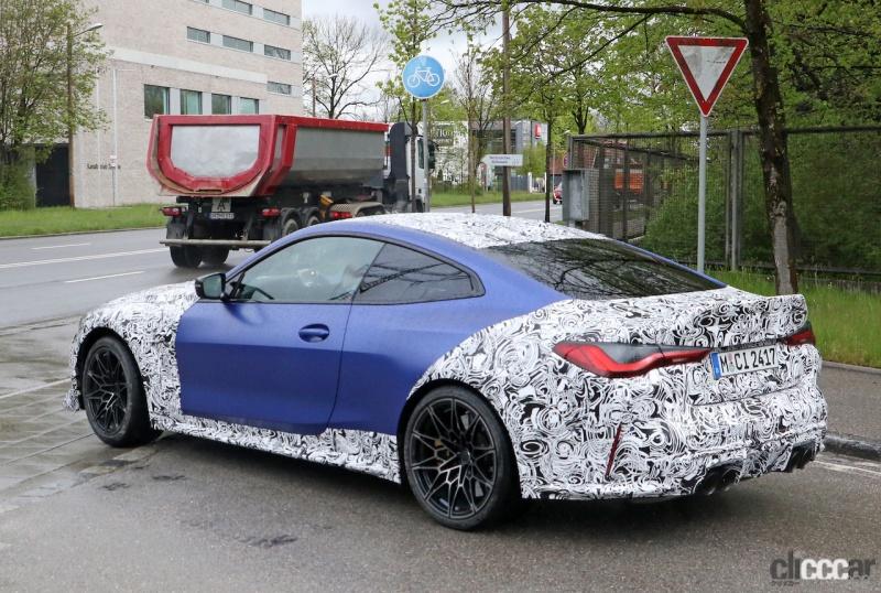 「BMW M4謎の開発車両の正体は、E46以来の「CSL」なのか!?」の8枚目の画像