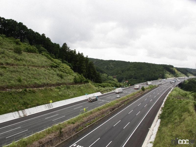 「日本の高速道路はたった4つ？　高速道路と自動車専用道路は違っていた！」の4枚目の画像