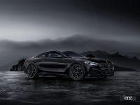 「全身黒ずくめ!!　限定車の「BMW 8 Series Frozen Black Edition」が20台限定で登場」の2枚目の画像ギャラリーへのリンク