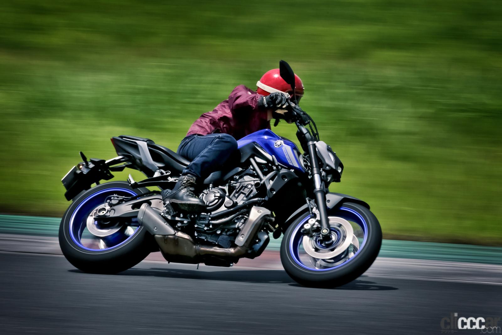自由度MAXのピュアスポーツ！ヤマハMT-07 ABSは「バイクらしさ」を体で 