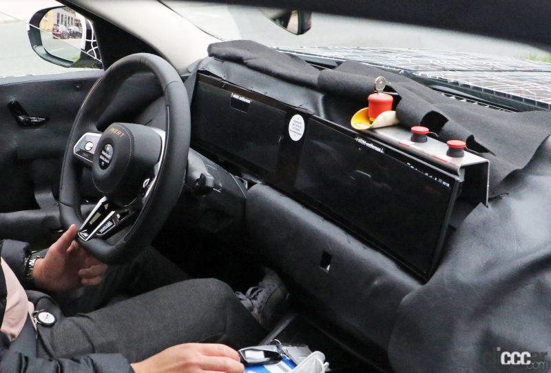「車内を激写！BMW 7シリーズ次期型、湾曲ディスプレイなどを搭載」の16枚目の画像
