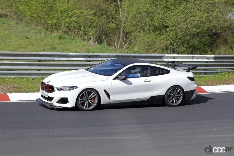 「700馬力超え？BMW M8最強モデル「CSL」開発車両がニュル高速テスト開始！」の6枚目の画像