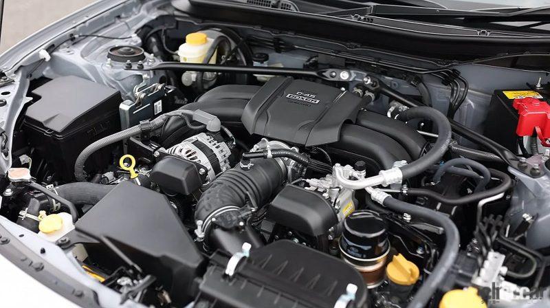 「新型トヨタGR86/スバルBRZの2.4L水平対向4気筒NAに清水和夫がビックリ！コイツは世界に誇れるエンジンだ!!」の5枚目の画像