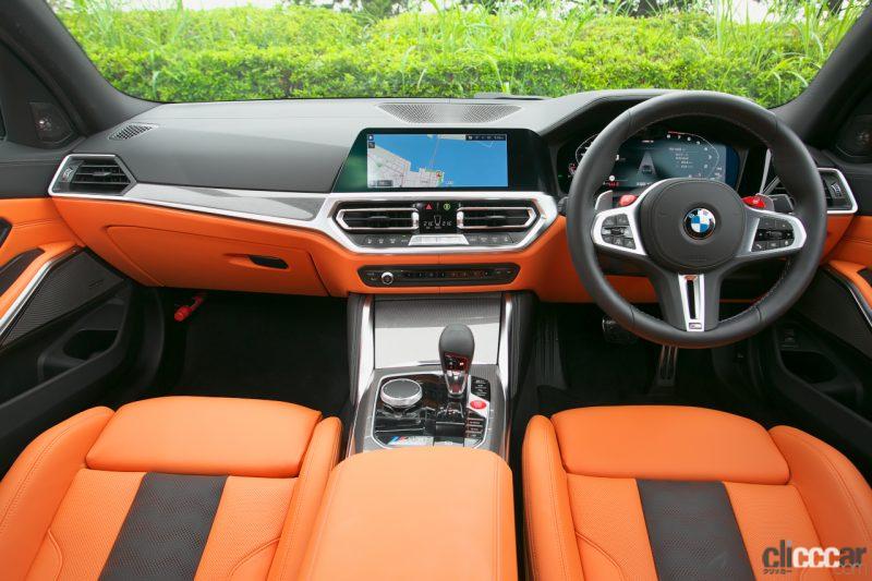 「新型BMW M3を公道試乗。スポーツカーと実用車の顔が共存するオールインワンモデル」の1枚目の画像