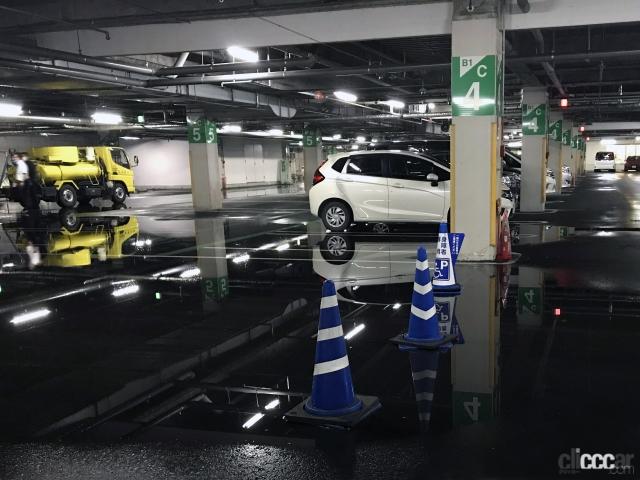 「ゲリラ豪雨（局地的大雨）でクルマが水没した損害は自動車保険・車両保険で補償されるか？ 調べてみた！」の3枚目の画像