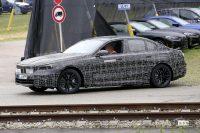BMW 5シリーズのEV版「i5」市販型プロトタイプを単独スクープ！ - Spy shot of secretly tested future car