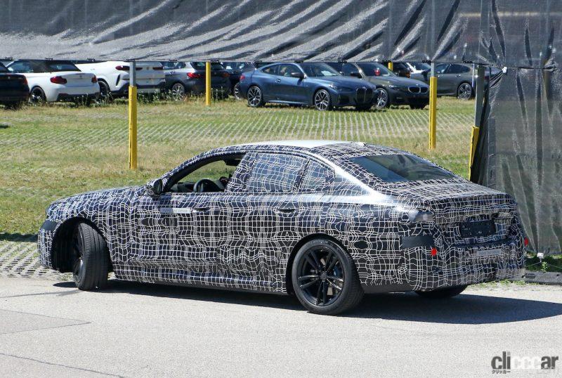 「BMW 5シリーズ次期型、スリムグリルを採用か？電動化進み内燃エンジンはどうなる!?」の11枚目の画像