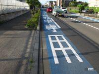 自転車で通行マークや矢印がある道路を走る時の危険回避法