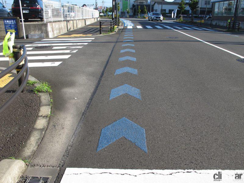 「意外と知らない正しい自転車の乗り方！ 道路にある矢印「自転車ナビマーク・自転車ナビライン」の走り方」の3枚目の画像