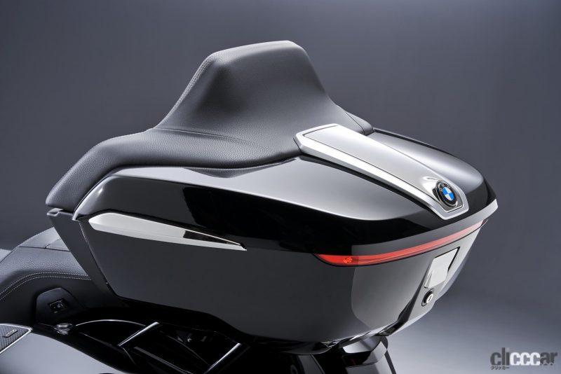 「BMWの大陸横断バイク！ 1.8L水平対向ツイン搭載の「R18トランスコンチネンタル/R18B」が登場」の5枚目の画像