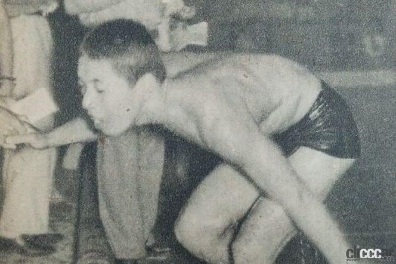 「古畑廣之進が水泳世界新/電子コミックの日/トヨタと日産がスーパーGTマシンを発表！【今日は何の日？8月16日】」の2枚目の画像