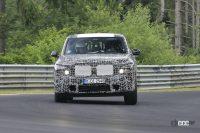 「BMW最上級の豪華版SUV「X8」プロトタイプがニュルブルクリンクでテスト中！」の1枚目の画像ギャラリーへのリンク