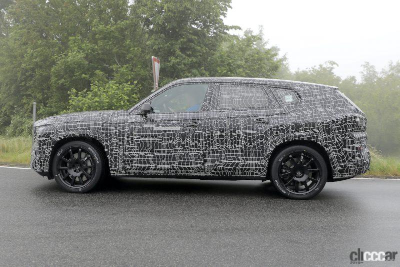 「BMW最上級の豪華版SUV「X8」プロトタイプがニュルブルクリンクでテスト中！」の12枚目の画像