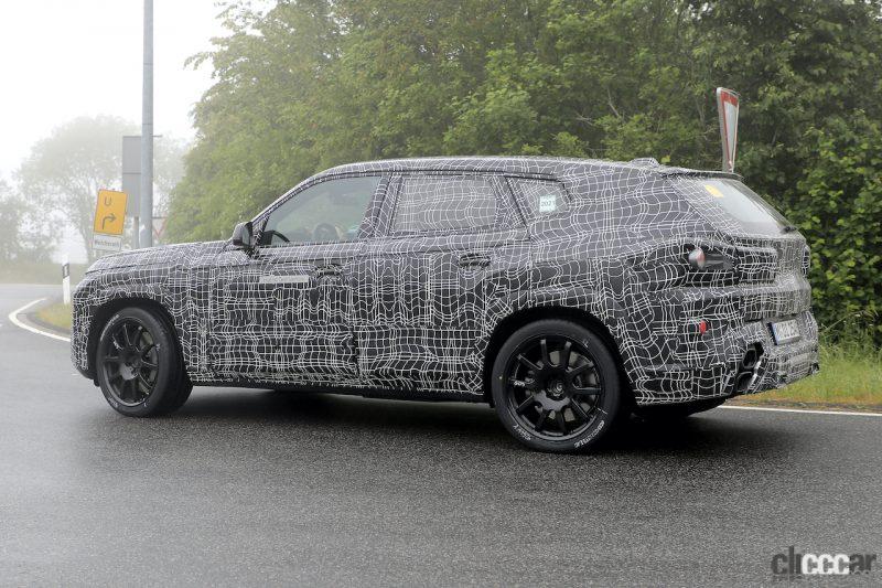 「BMW最上級の豪華版SUV「X8」プロトタイプがニュルブルクリンクでテスト中！」の13枚目の画像