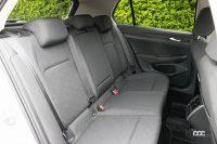 8代目新型ゴルフに飯田裕子さんが試乗