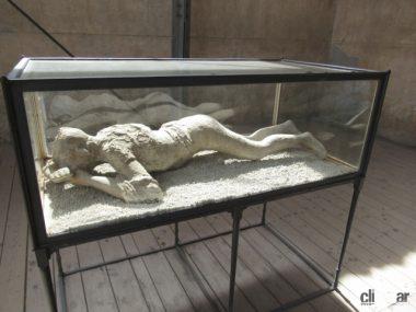 ポンペイ遺跡の石膏像