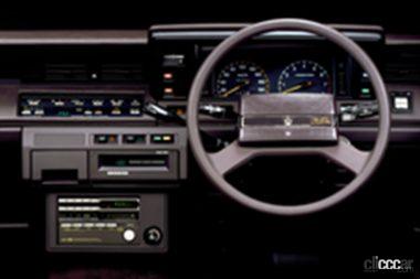 1983年発売の７代目クラウン(Cockpit)