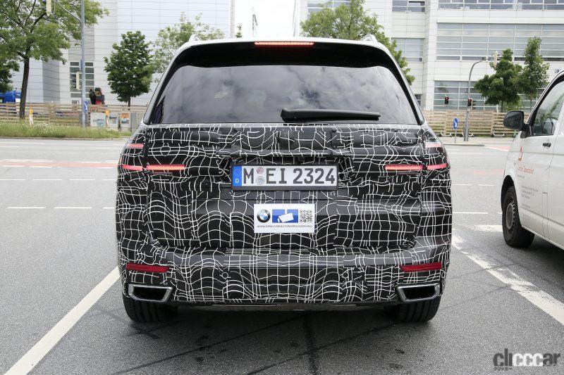 「洗車機から出現！　BMW X7次期型、話題のスプリットヘッドライトがくっきり見えた」の8枚目の画像