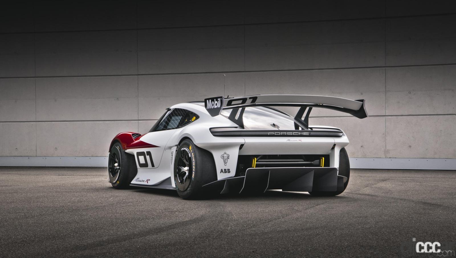 「ポルシェがカスタマーモータースポーツ向けの最新コンセプトカー「ポルシェミッションR」を発表」の5枚目の画像