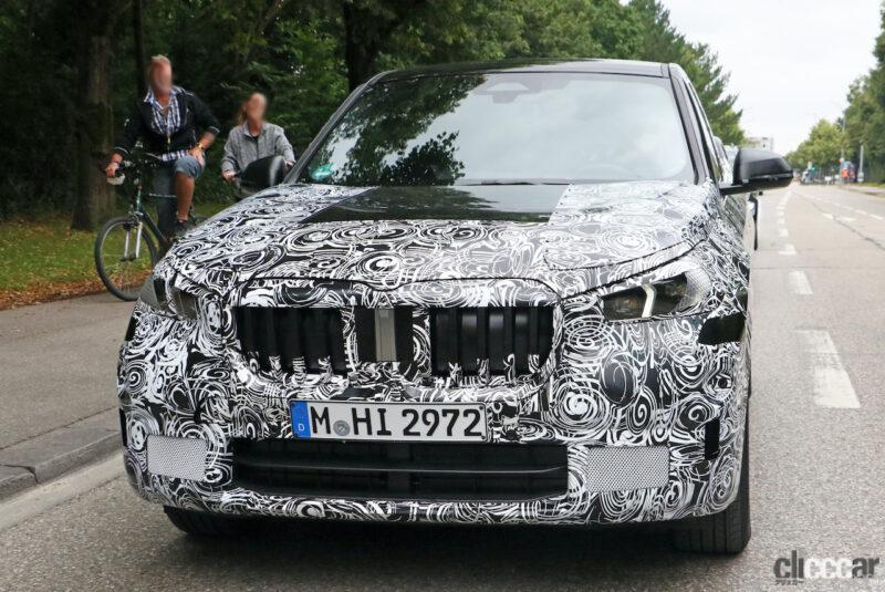 「見えた湾曲ディスプレイ！ BMW X1次期型、内部写真を入手」の1枚目の画像