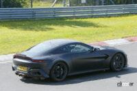 V12エンジン復活か!? アストンマーティン 究極のヴァンテージ「RS」設定の噂 - Aston Martin Vantage mule 9