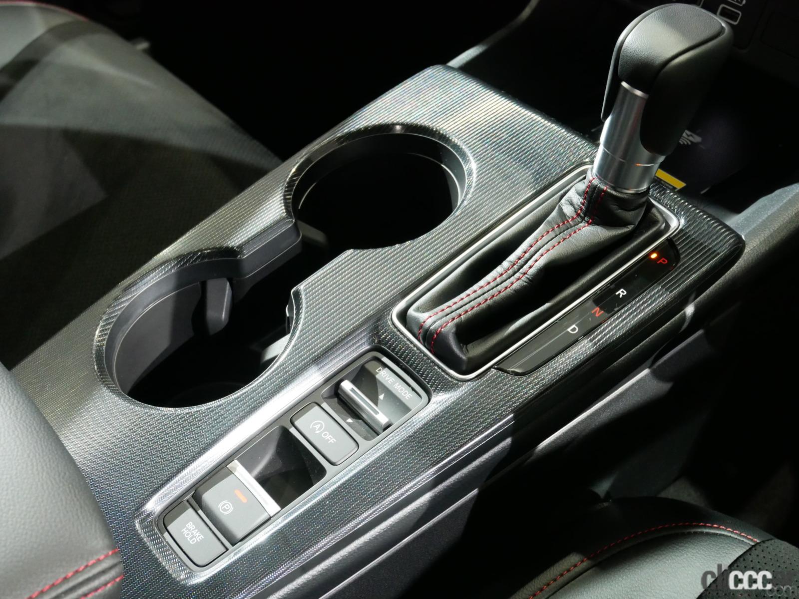 Civic Cvt 画像 フルモデルチェンジした11代目 ホンダ シビックのcvtはいい意味で存在感が消えている 公道試乗 Clicccar Com