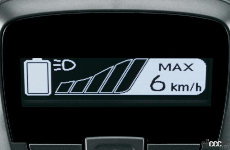 「トヨタの1人乗り＆立ち乗りEVの「C+walk T（シーウォークティー）」は、連続走行約14km・最高速10km/hで、価格は34万1000円〜」の6枚目の画像