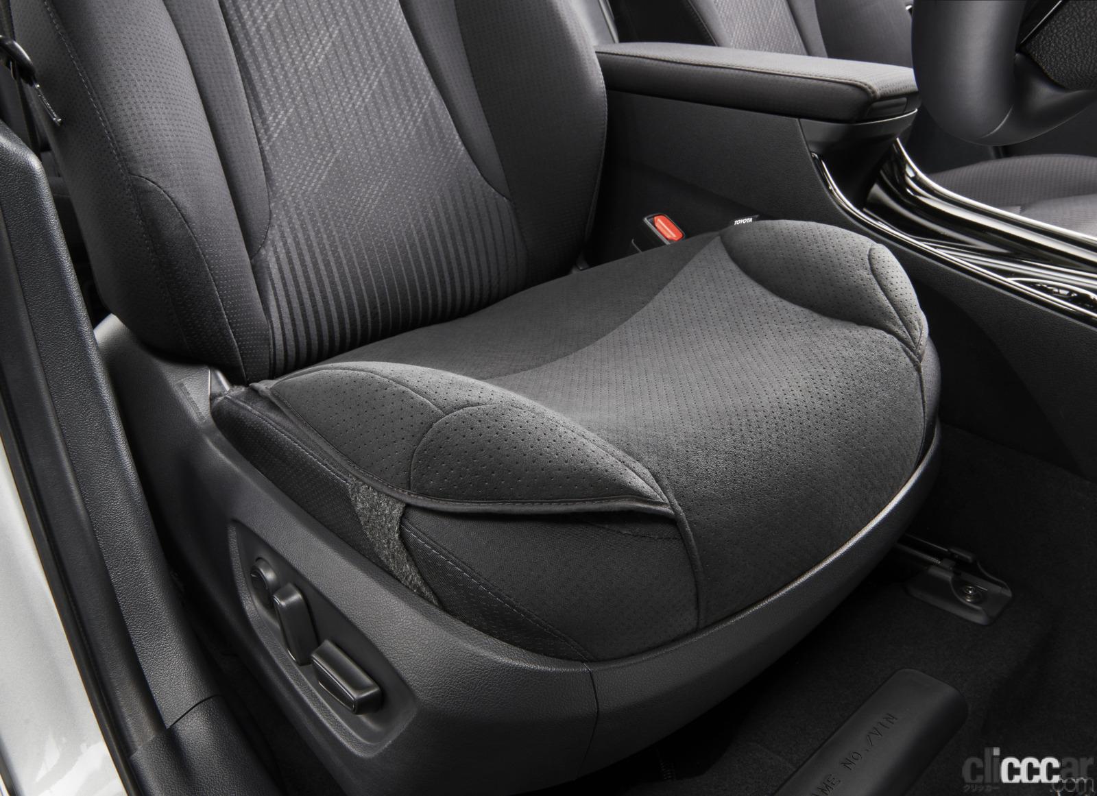 高齢ドライバーの踏み間違い事故を減らす トヨタの 安心ドライブサポートクッション が新登場 Clicccar Com