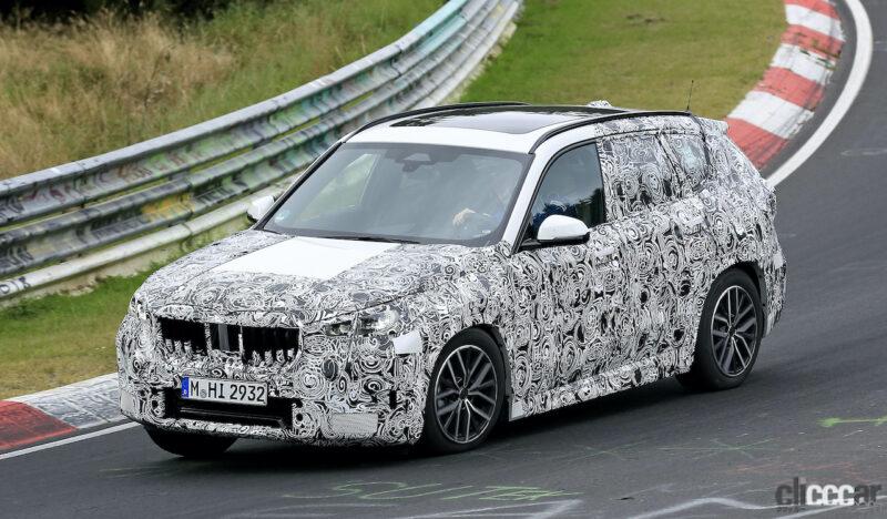 「BMW X1次期型、プロダクション仕様の開発車両がニュルで高速テスト！」の2枚目の画像