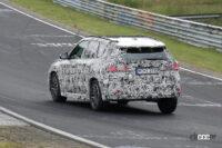 BMW X1次期型、プロダクション仕様の開発車両がニュルで高速テスト！ - Spy shot of secretly tested future car