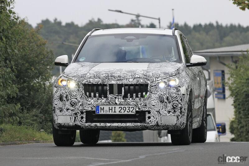 「BMW X1次期型、プロダクション仕様の開発車両がニュルで高速テスト！」の8枚目の画像