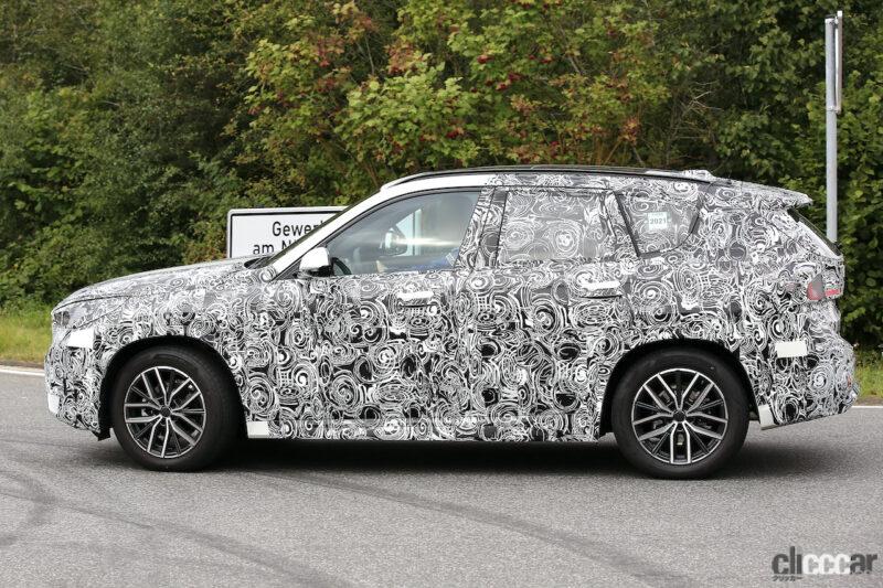 「BMW X1次期型、プロダクション仕様の開発車両がニュルで高速テスト！」の12枚目の画像